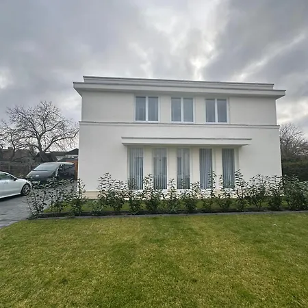 Villa Nova Berlin-3